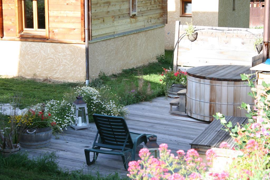 Le Chalet Du Queyras And Spa Molines-en-Queyras Habitación foto