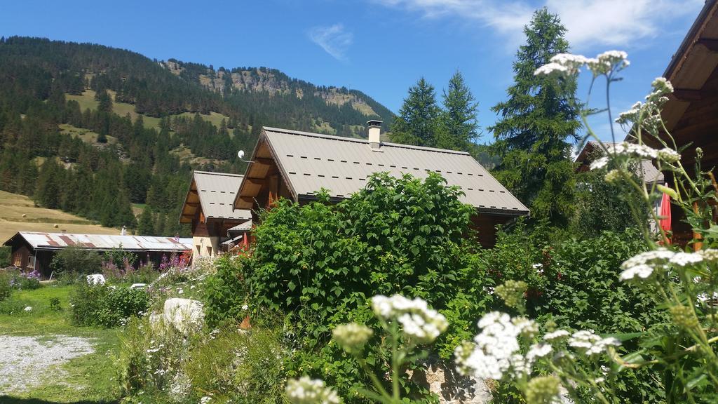 Le Chalet Du Queyras And Spa Molines-en-Queyras Habitación foto